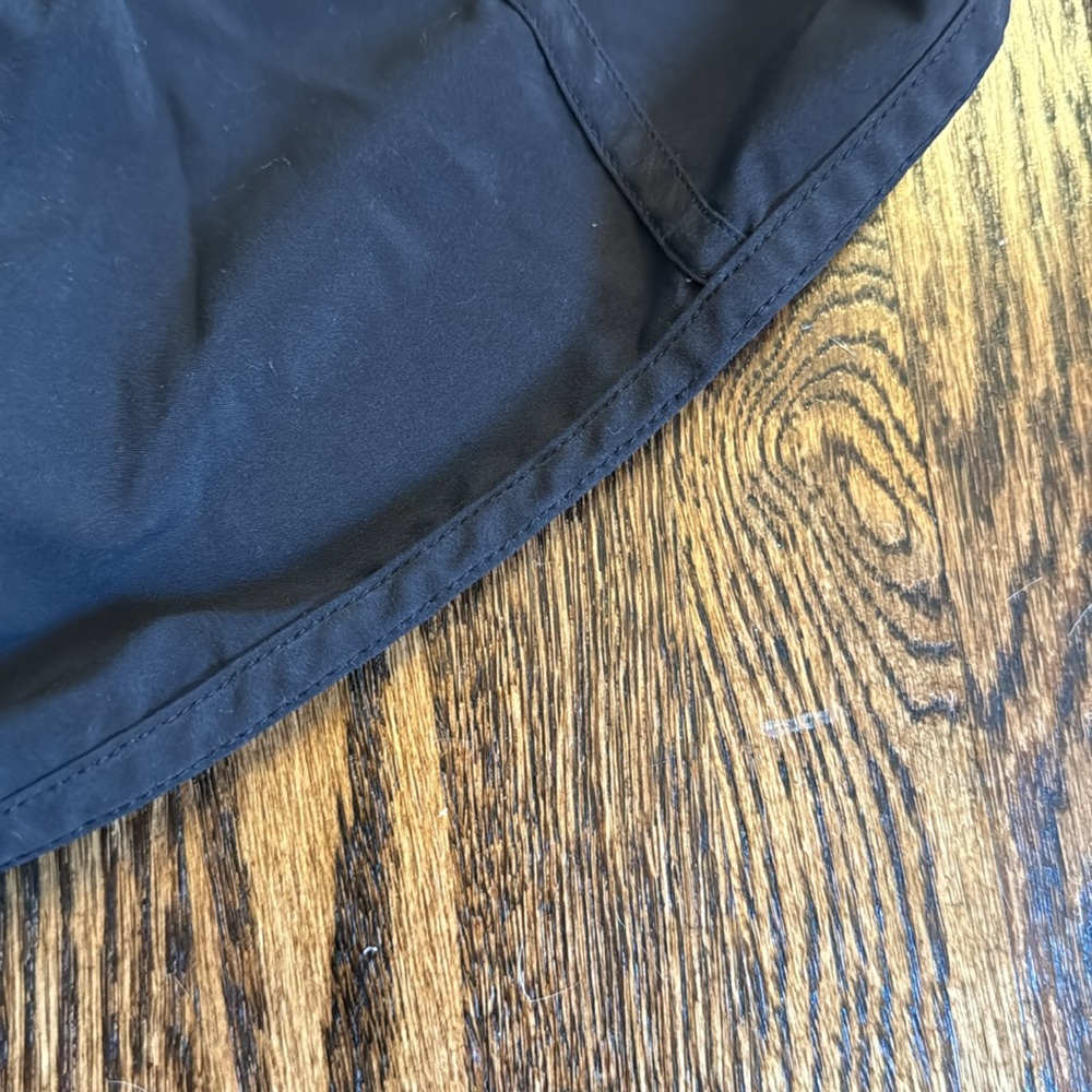Lululemon shorts high rise 2.5 - Picture 5 of 5